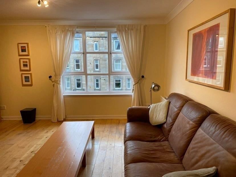 2 bed flat to rent in Russell Gardens, Edinburgh EH12, £1,400 pcm