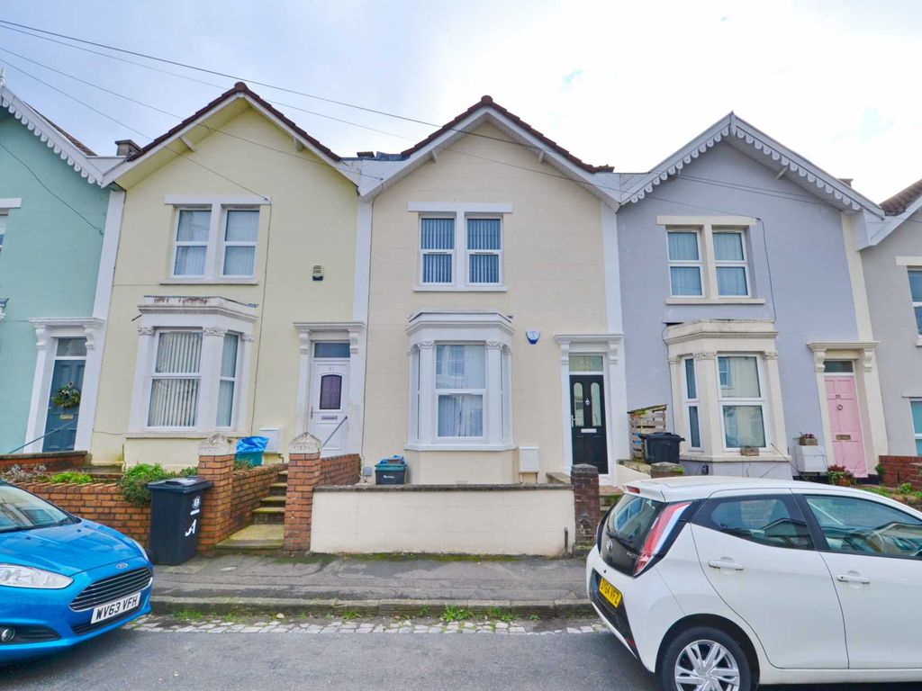 2 bed terraced house to rent in Osborne Road, Southville BS3, £1,700 pcm