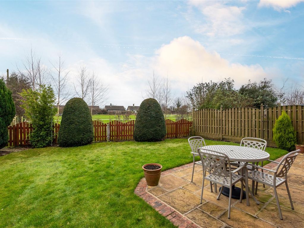 3 bed detached house for sale in Hall Farm Park, Micklefield, Leeds LS25, £310,000