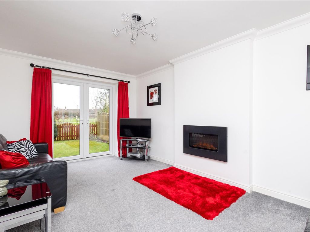 3 bed detached house for sale in Hall Farm Park, Micklefield, Leeds LS25, £310,000