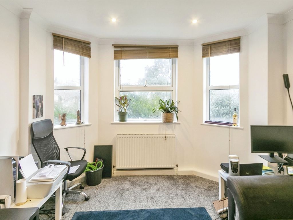 1 bed flat for sale in Wellington Road, Bournemouth BH8, £190,000