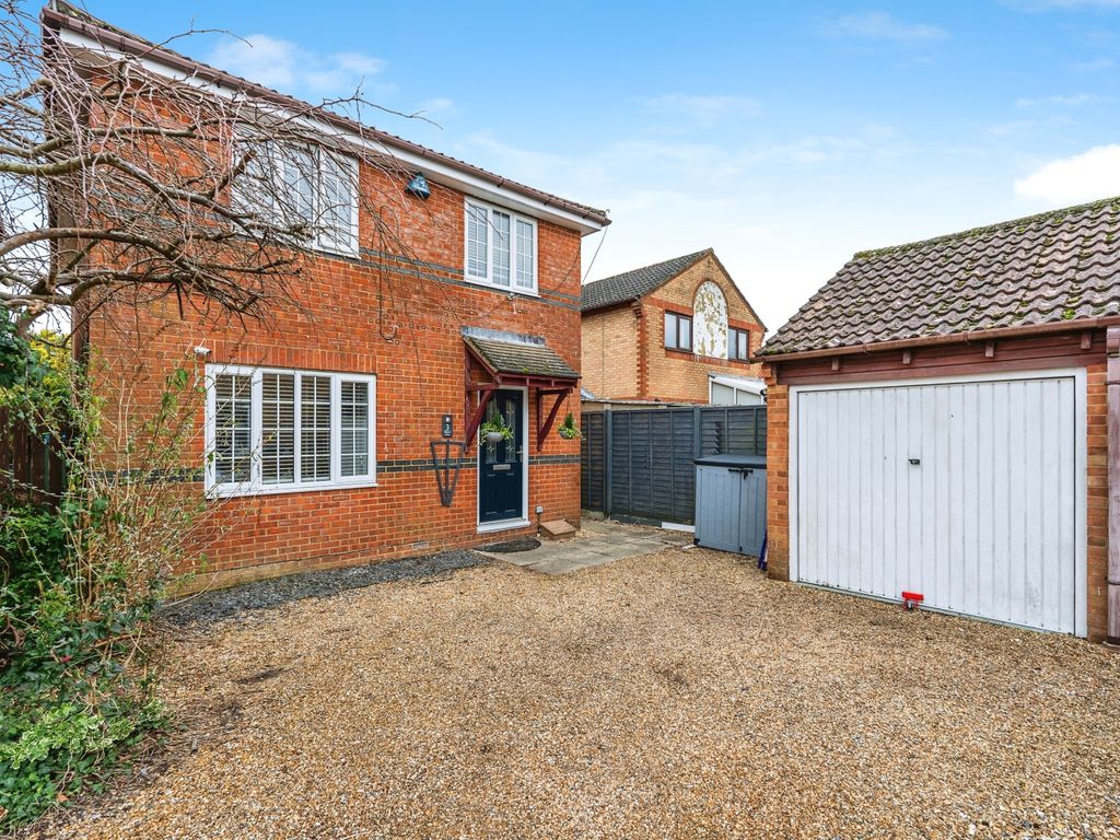4 bed detached house for sale in Bilberry Drive, Marchwood, Southampton, Hampshire SO40, £465,000