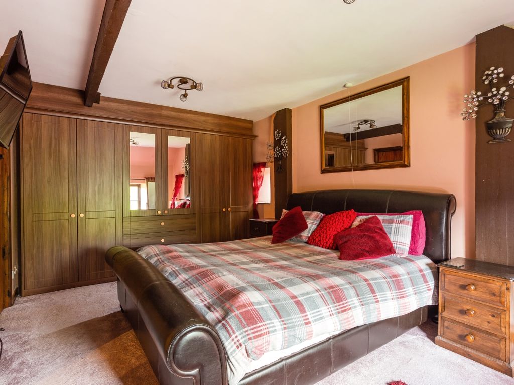 3 bed detached house to rent in Pixash Lane, Keynsham, Bristol BS31, £2,650 pcm