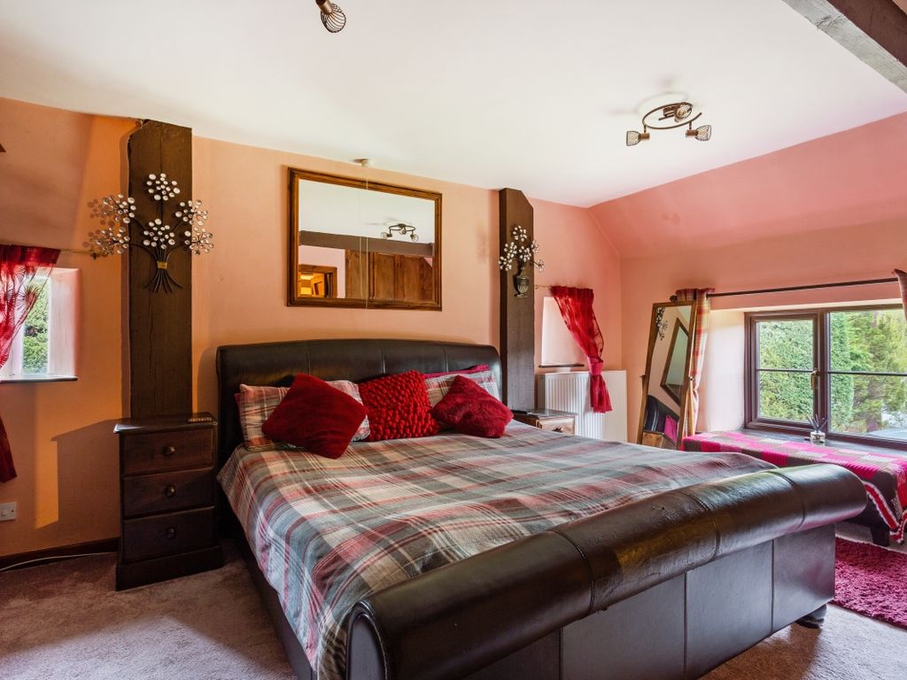 3 bed detached house to rent in Pixash Lane, Keynsham, Bristol BS31, £2,650 pcm