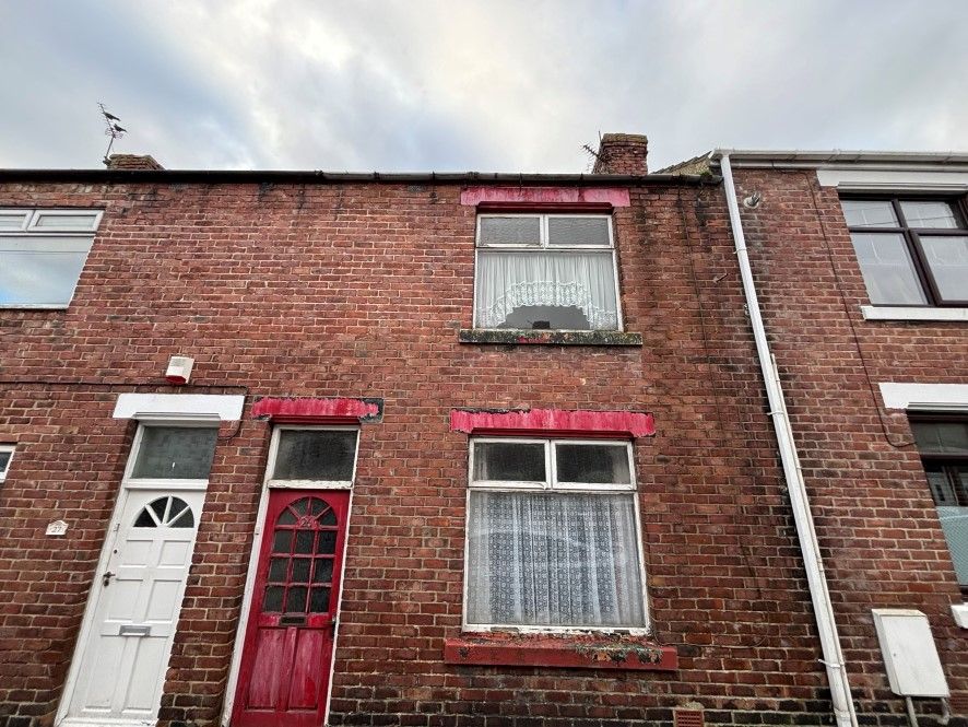3 bed terraced house for sale in 26 Albert Street, Chilton, Ferryhill DL17, £19,000