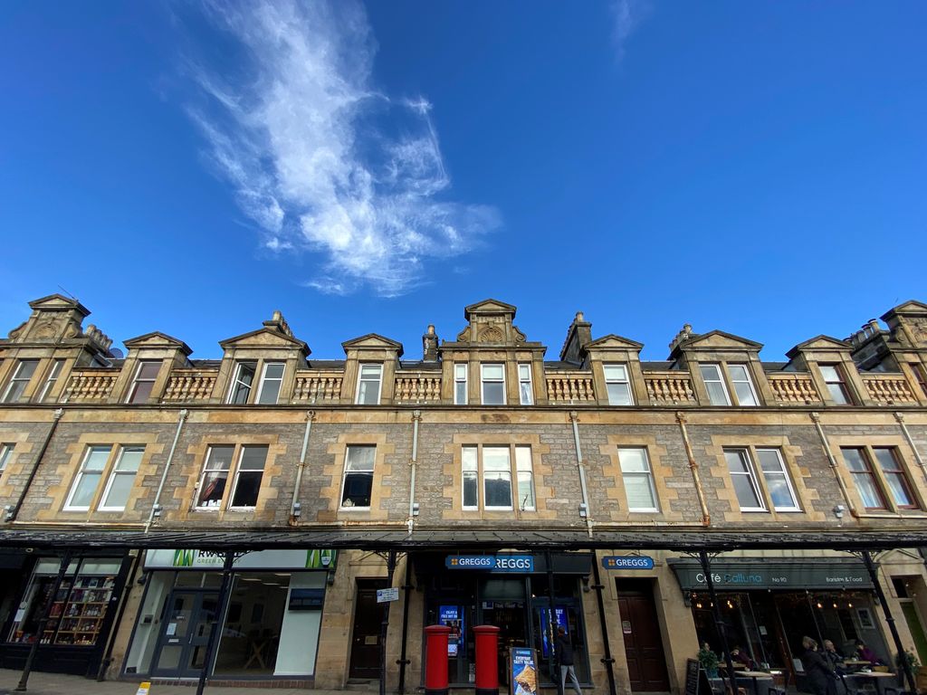 1 bed flat for sale in Atholl Road, Pitlochry PH16, £125,000