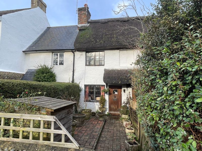 2 bed cottage for sale in High Street, Angmering BN16, £340,000