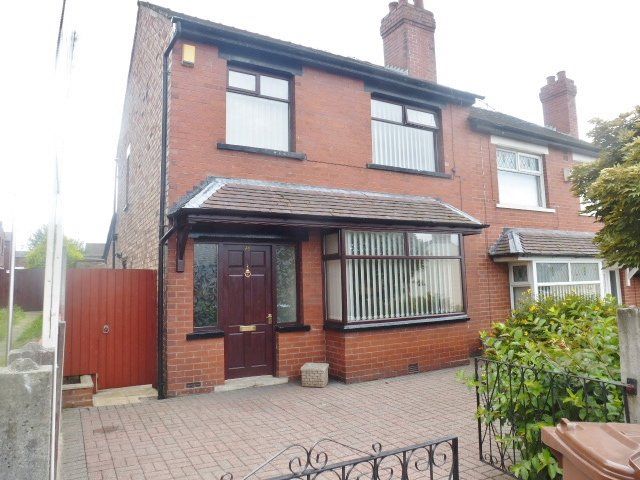 3 bed semi-detached house to rent in Ashby Street, Chorley PR7, £825 pcm