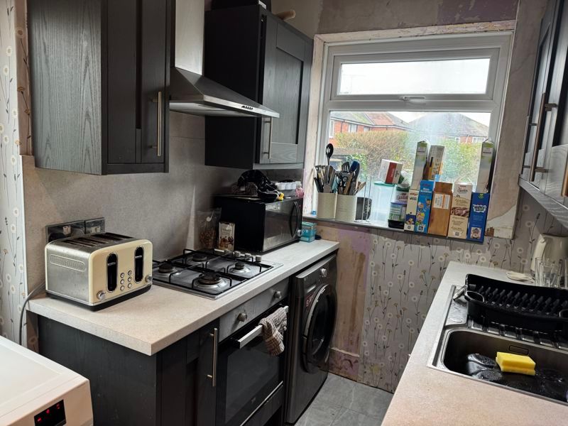 3 bed property for sale in New Road, Barlborough, Chesterfield S43, £170,000