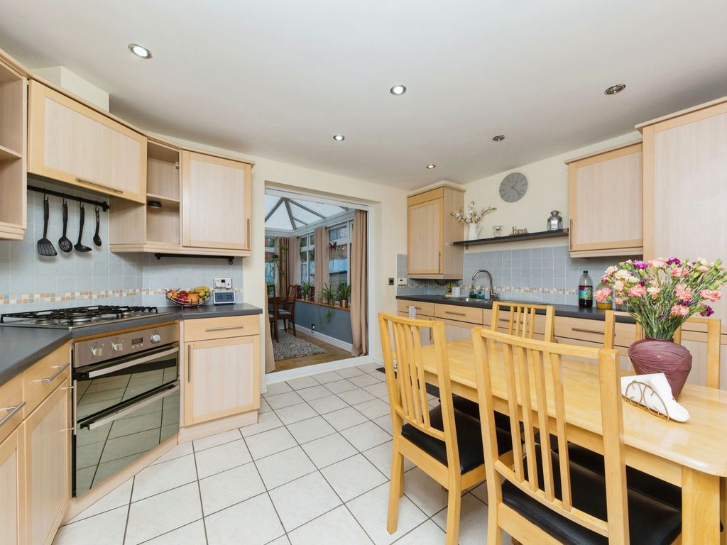 4 bed detached house for sale in Sandy Way, Winsford, Cheshire CW7, £300,000
