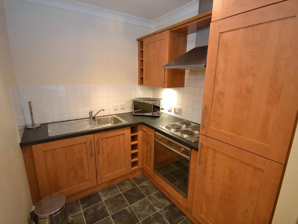 1 bed flat to rent in New Elvet, Durham DH1, £1,300 pcm