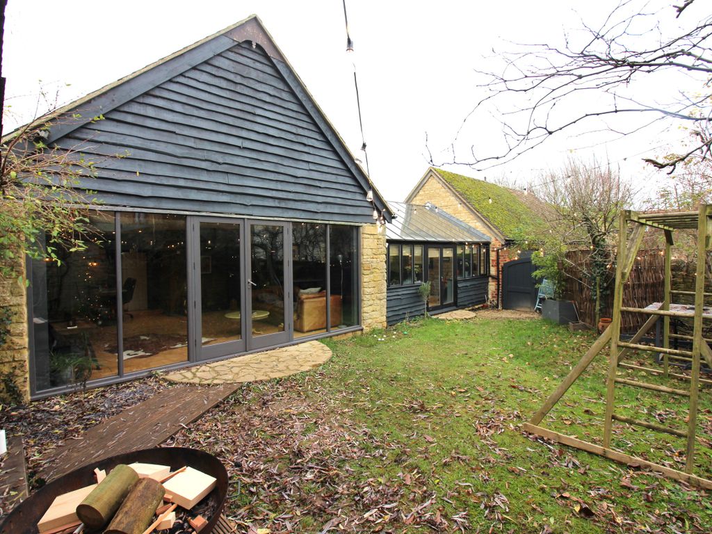 3 bed barn conversion for sale in 1 Ashby Farm, Clarks Lane, Long Compton CV36, £550,000