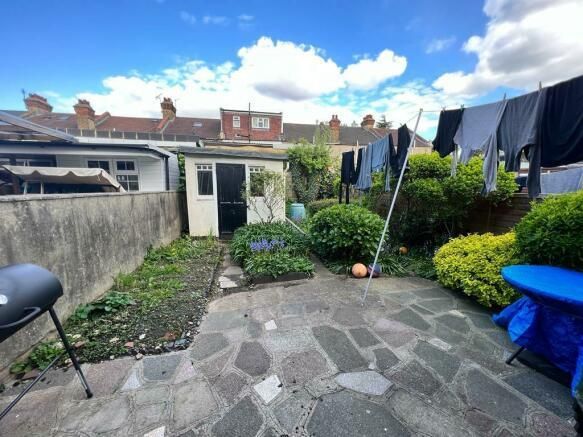 3 bed terraced house for sale in Betchworth Road, Ilford IG3, £470,000