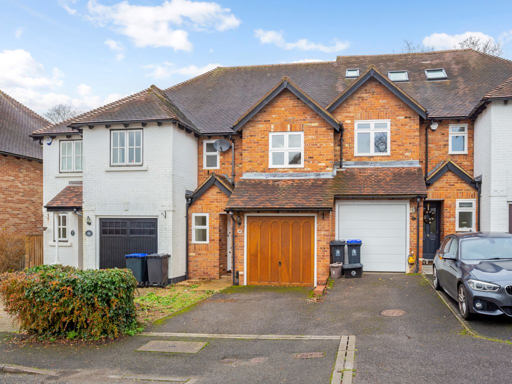 3 bed semi-detached house for sale in The Spinney, Beaconsfield HP9, £625,000