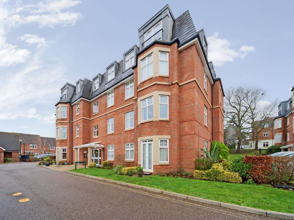2 bed flat for sale in Vivary House, Blagdon Viillage, Taunton, Somerset TA1, £230,000