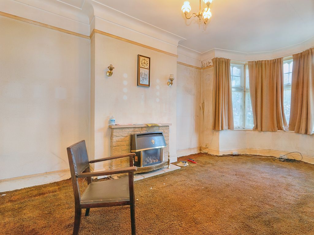 3 bed terraced house for sale in Bridport Road, Thornton Heath CR7, £310,000