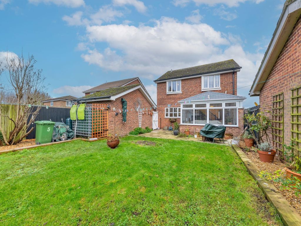 4 bed detached house for sale in Tower Close, Bassingbourn SG8, £485,000