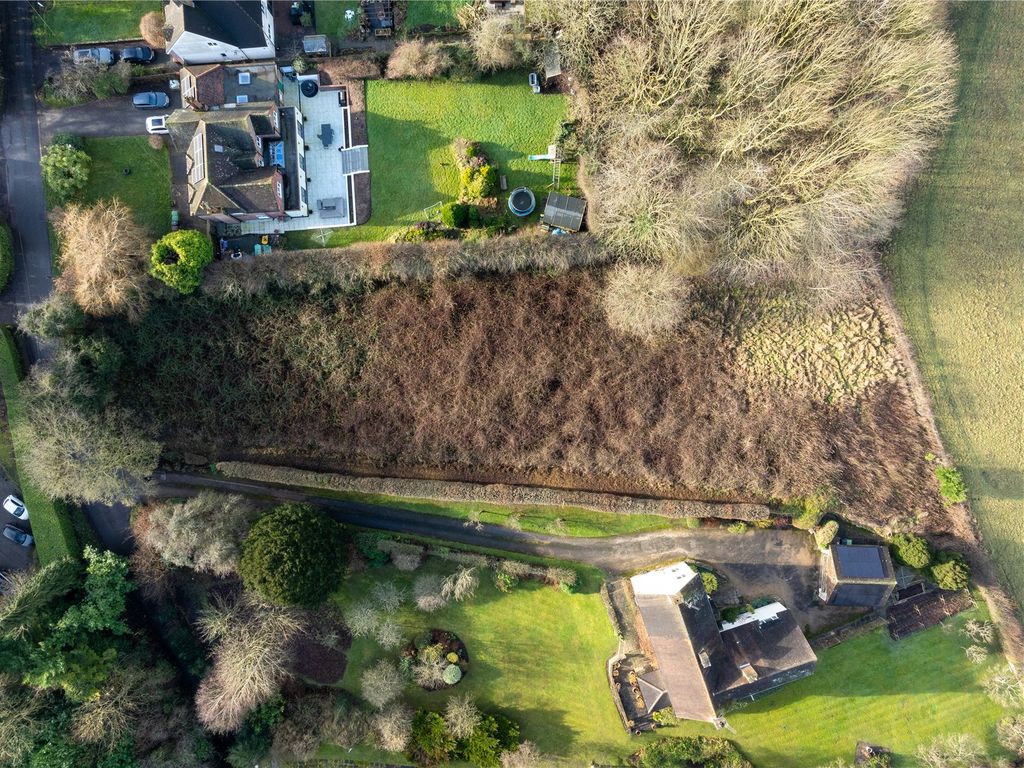 Land for sale in Aqueduct Lane, Alvechurch, Birmingham, Worcestershire B48, £100,000