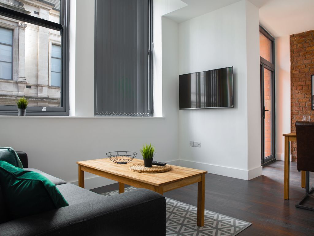 1 bed flat for sale in Stanley Street, Liverpool L1, £124,000