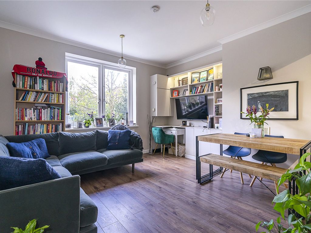 2 bed flat for sale in Fawley Road, London NW6, £650,000