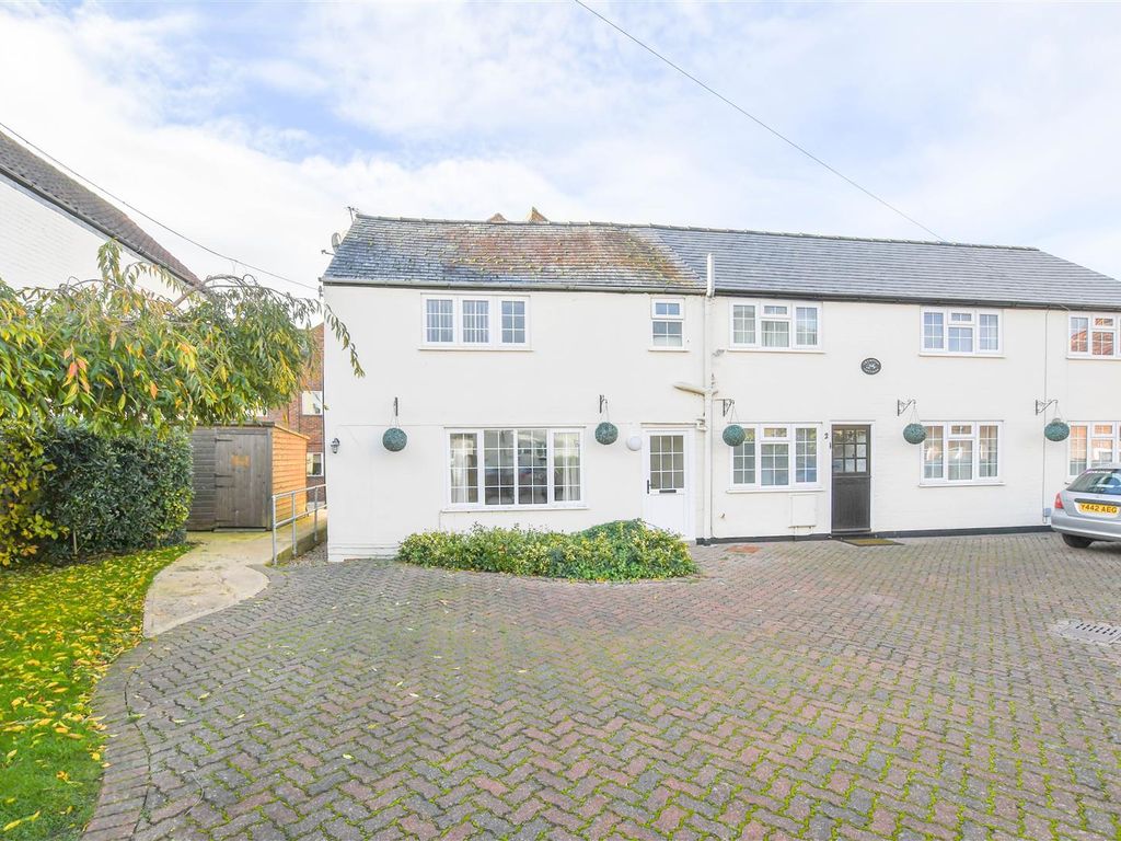 1 bed semi-detached house for sale in Park Lane, Newmarket CB8, £200,000
