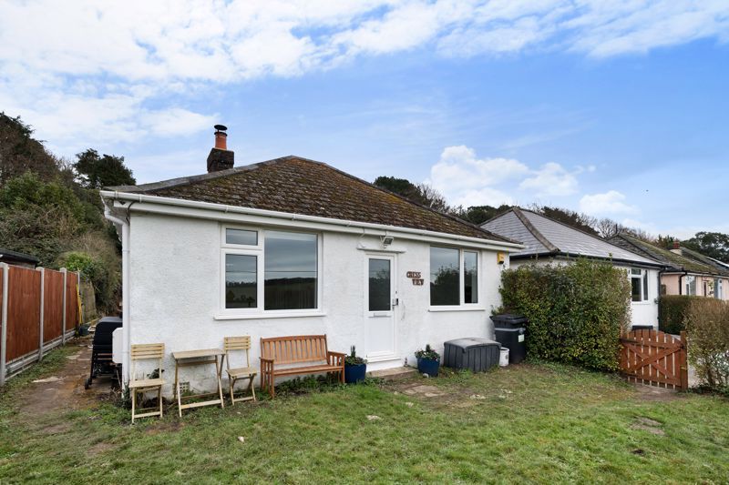 2 bed bungalow for sale in Lulworth Road, Wool BH20, £325,000