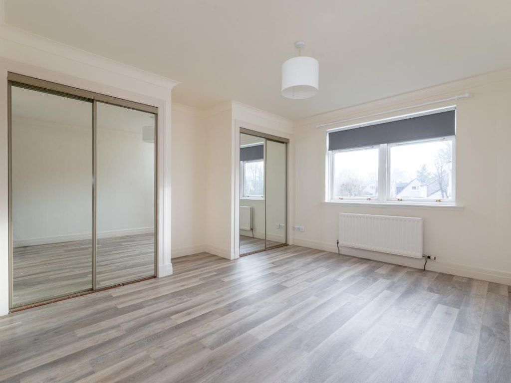 3 bed flat for sale in Barnton Park View, Barnton, Edinburgh EH4, £380,000
