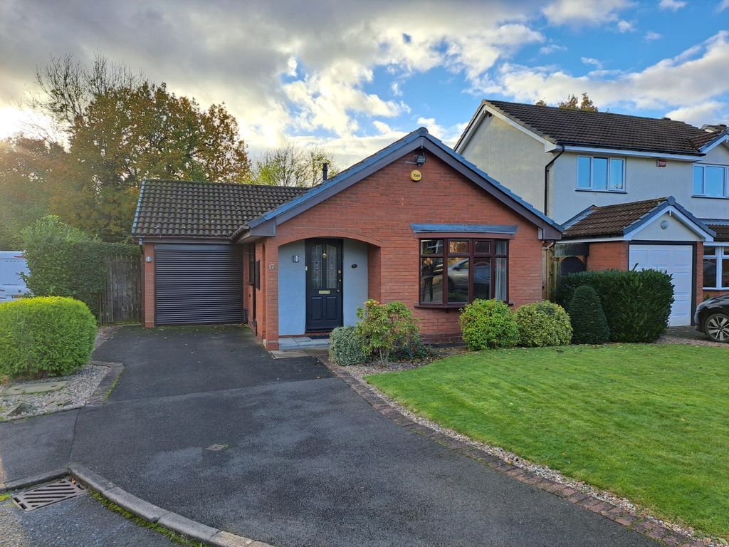 2 bed detached bungalow for sale in Musgrave Close, Sutton Coldfield B76, £350,000