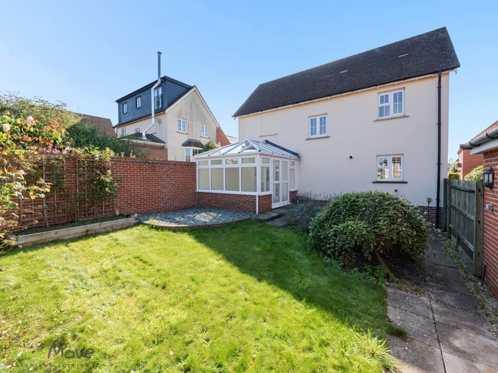 3 bed detached house for sale in Overton Hill, Overton, Basingstoke, Hampshire RG25, £450,000