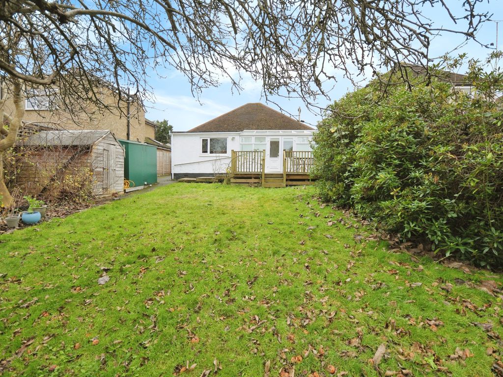 3 bed bungalow for sale in Hayfield Road, Orpington BR5, £550,000