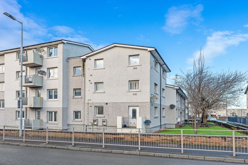 1 bed flat for sale in 1A Philip Square, Ayr KA8, £32,000