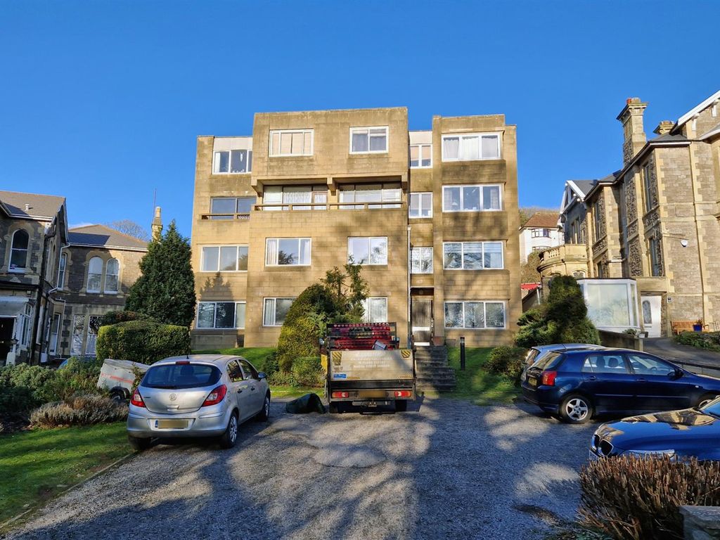 1 bed flat for sale in Eastfield Park, Weston-Super-Mare BS23, £129,950