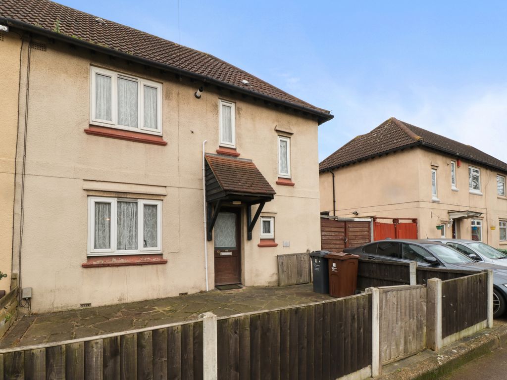 3 bed semi-detached house to rent in Lower Broad Street, Dagenham RM10, £2,200 pcm