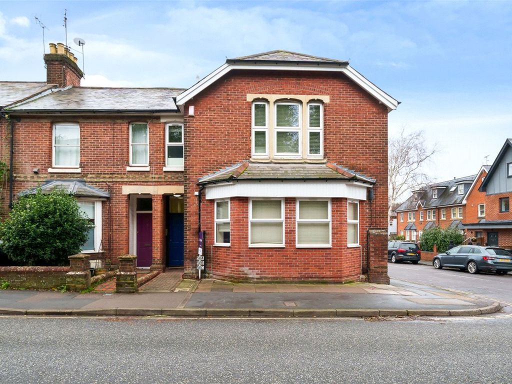 1 bed flat for sale in Stockbridge Road, Winchester, Hampshire SO22, £240,000