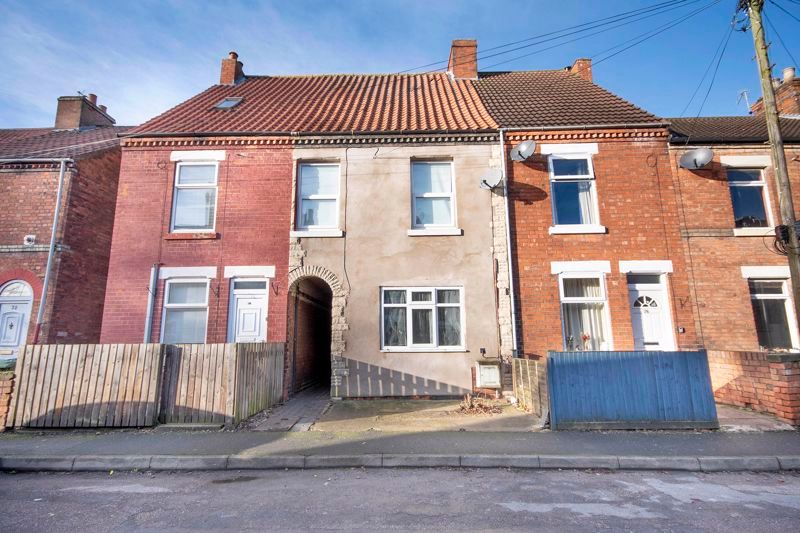 2 bed terraced house for sale in Humber Street, Retford DN22, £130,000