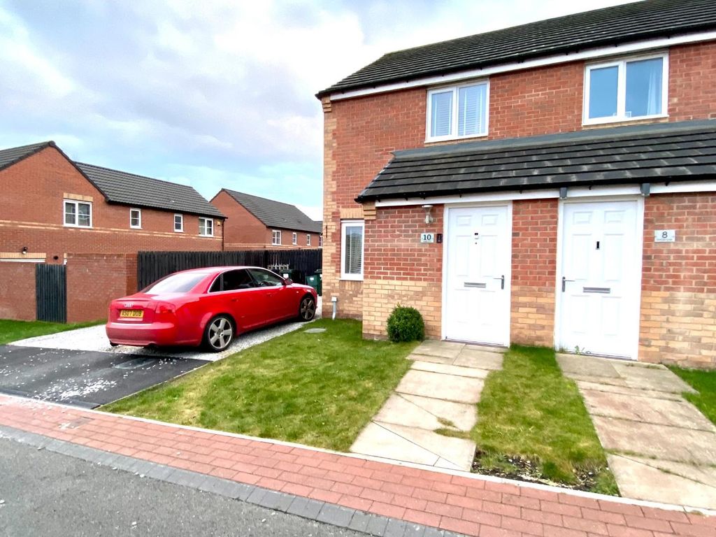 2 bed property for sale in Sidings Drive, Denaby Main, Doncaster DN12, £140,000