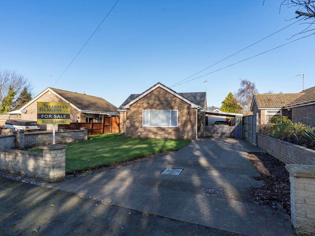 3 bed detached bungalow for sale in Poplar Close, Boston PE21, £195,000