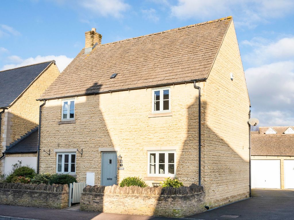 3 bed detached house for sale in Barnsley Way, Bourton-On-The-Water GL54, £450,000