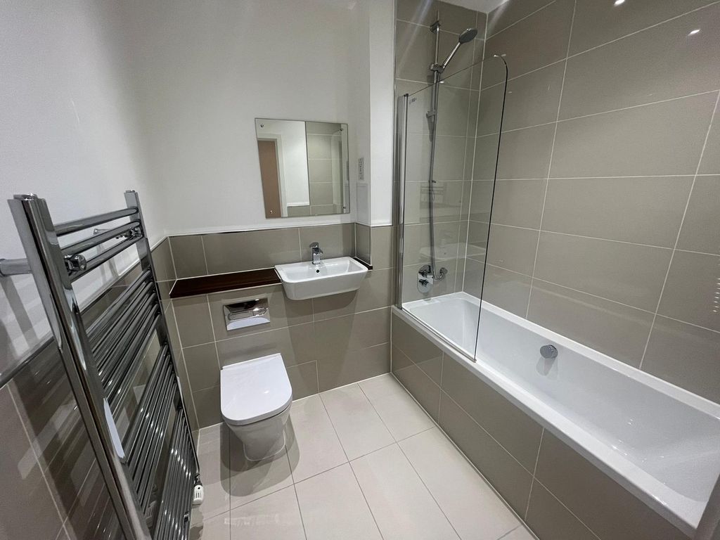 1 bed flat to rent in Senliz Road, Alconbury Weald, Huntingdon PE28, £728 pcm