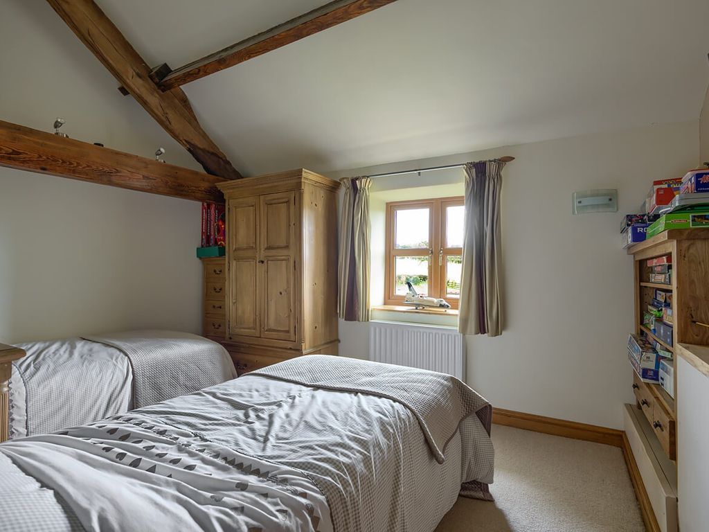 4 bed farm for sale in Cox Farm, Stoneygate Lane, Knowle Green, Lancashire PR3, £799,950