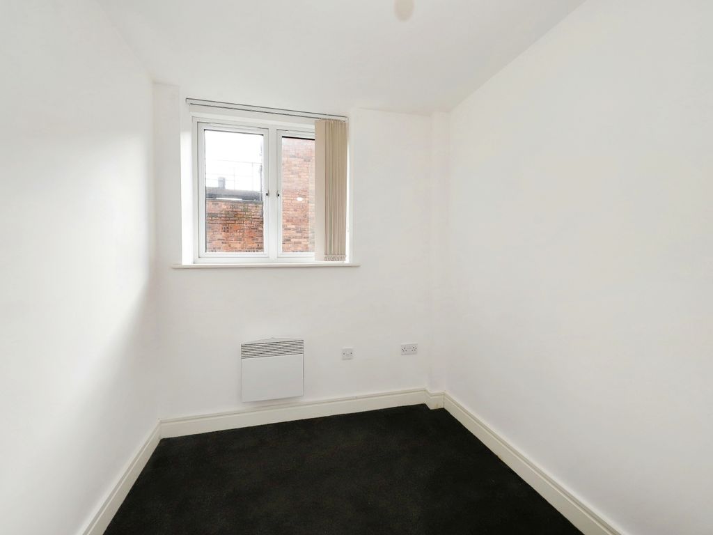 2 bed flat for sale in Blackwell Street, Kidderminster, Worcestershire DY10, £100,000