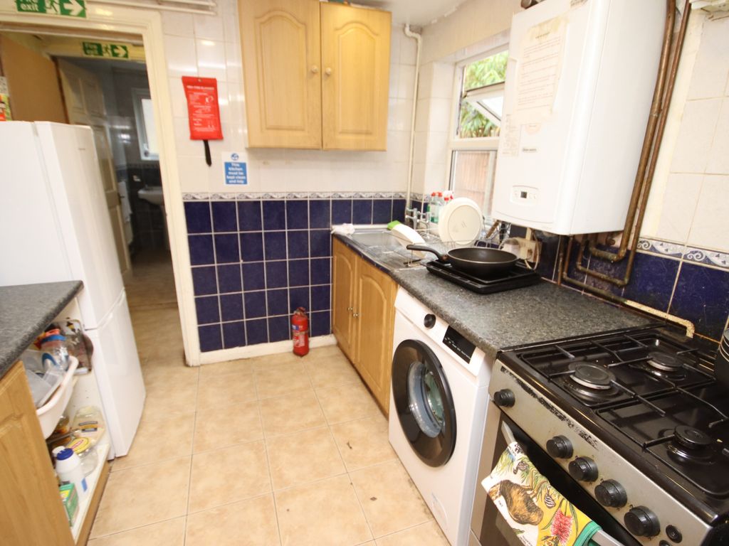 3 bed terraced house for sale in Grenfell Road, Maidenhead SL6, £479,950