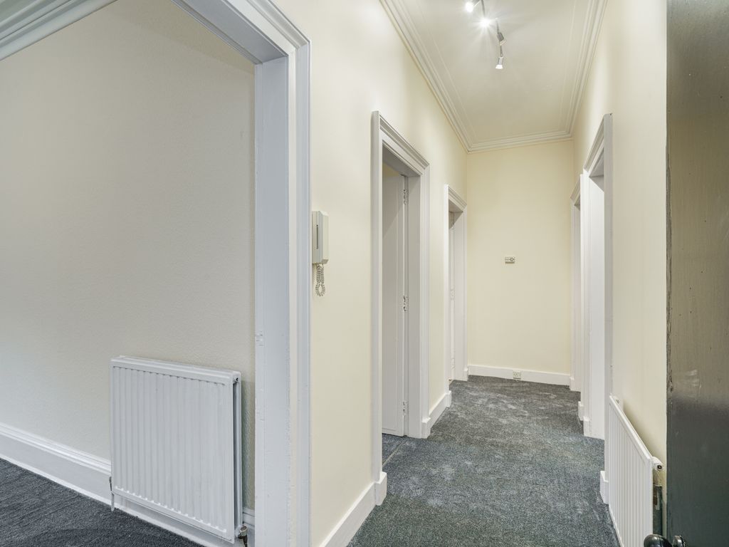 3 bed flat for sale in Skene Street, Aberdeen AB10, £145,000