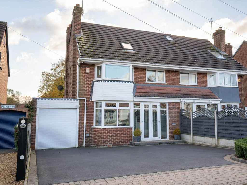 3 bed semi-detached house for sale in Oakfield Drive, Cofton Hackett B45, £415,000
