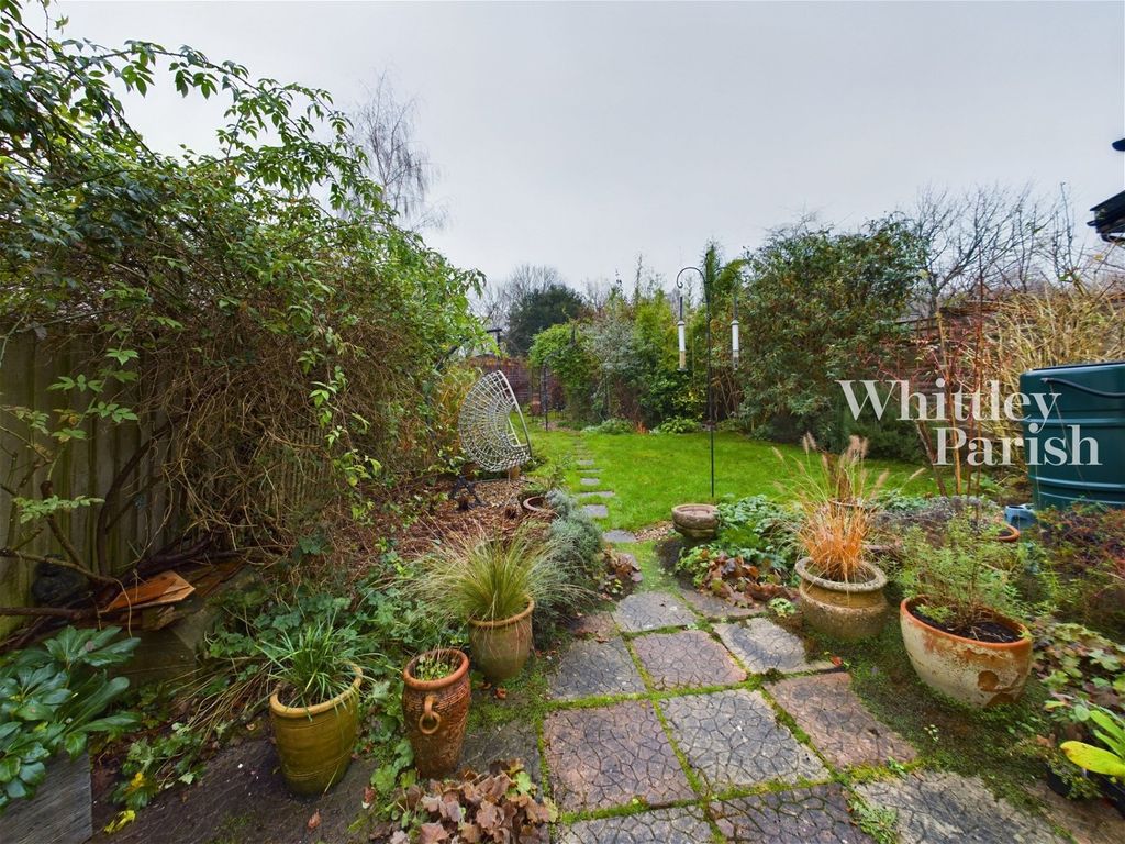 2 bed cottage for sale in The Street, Rickinghall, Diss IP22, £290,000