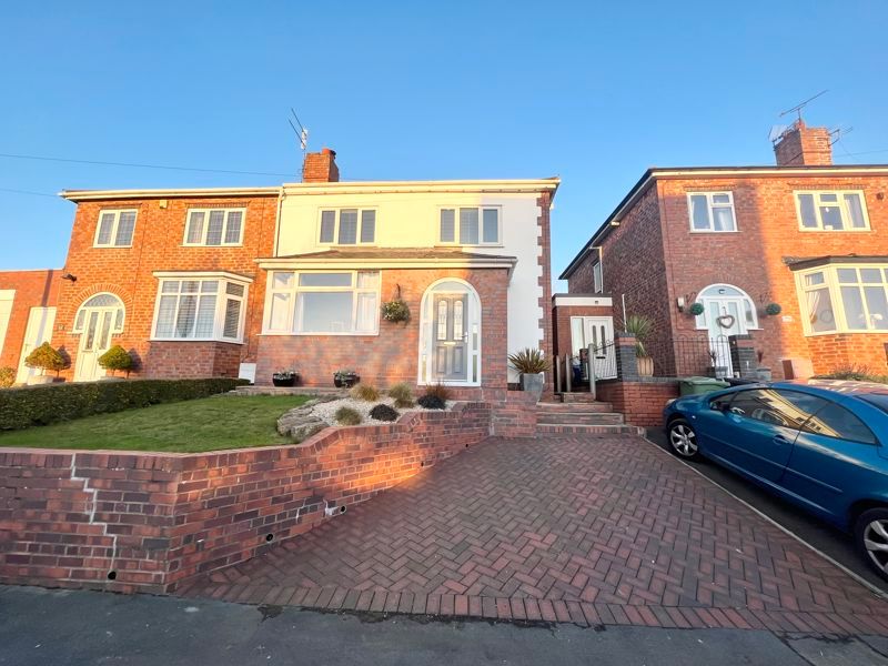 3 bed semi-detached house for sale in New Rowley Road, Dudley DY2, £300,000