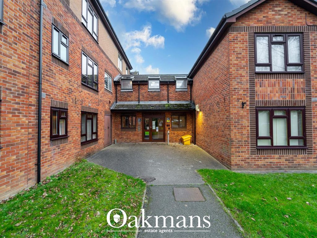 1 bed flat for sale in Manor House Close, Birmingham B29, £50,000