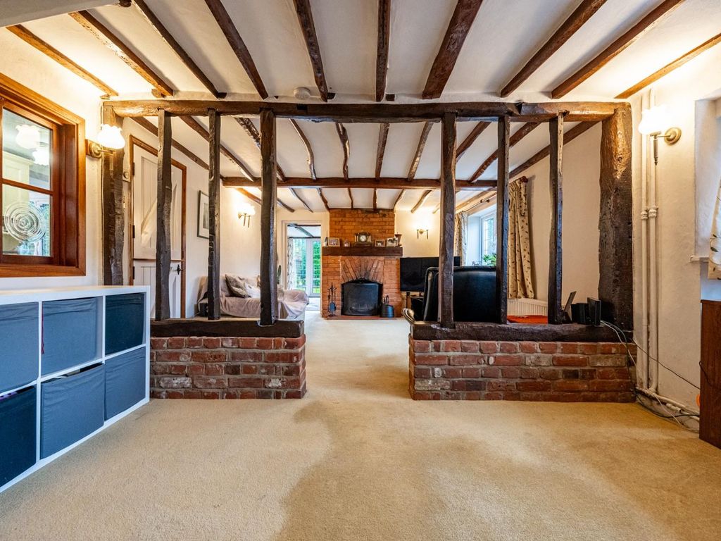 4 bed cottage for sale in Leaden Roding, Dunmow, Essex CM6, £650,000
