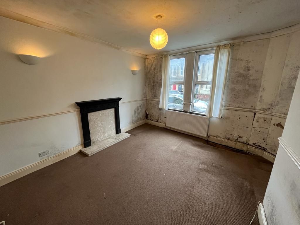 1 bed flat for sale in Upton Road, Southville, Bristol BS3, £175,000