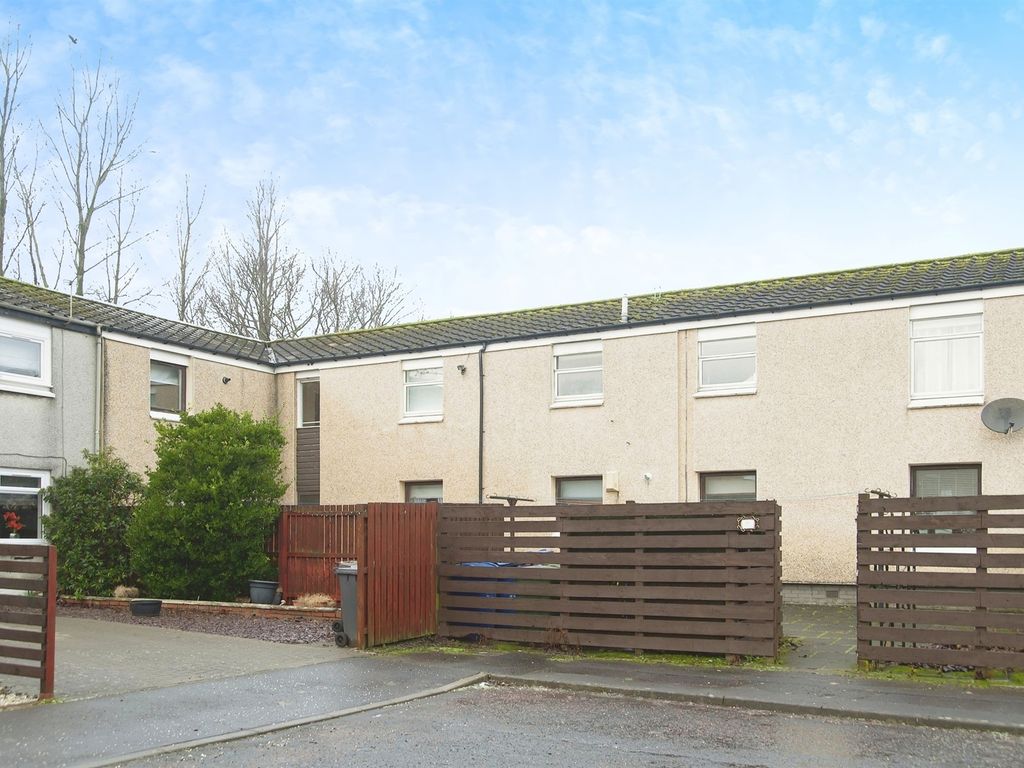 2 bed flat for sale in Holm Place, Linwood, Paisley PA3, £60,000